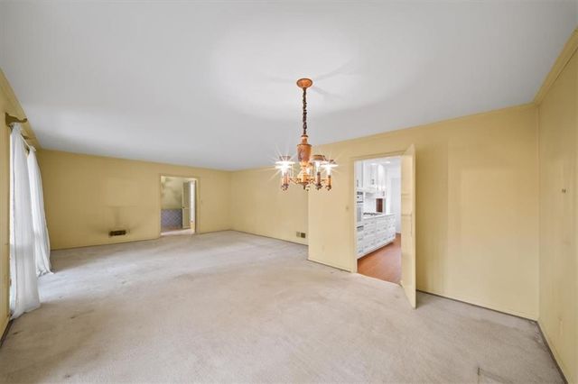 1570 Nantahalla NE Court, Atlanta, GA 30329