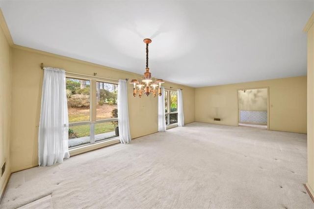 1570 Nantahalla NE Court, Atlanta, GA 30329