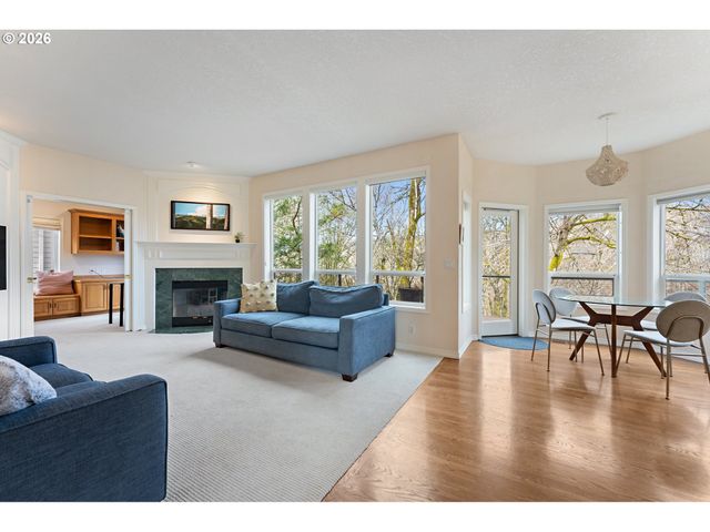 1546 Nw BENFIELD Dr, Portland, OR 97229