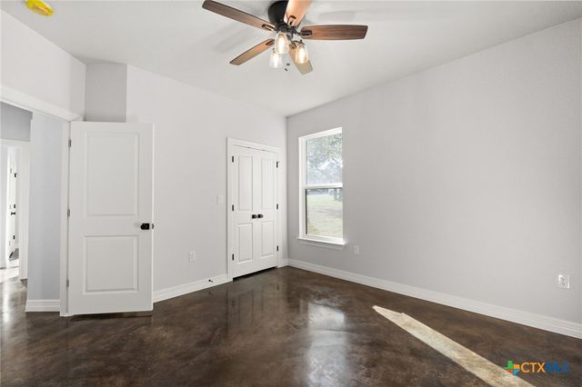 1617 Badger Lane, Lampasas, TX 76550