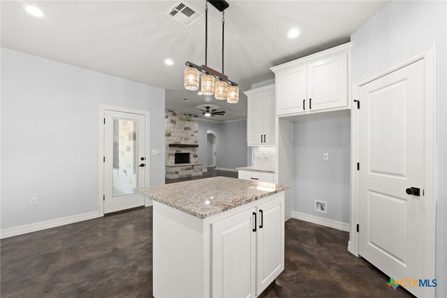 1617 Badger Lane, Lampasas, TX 76550