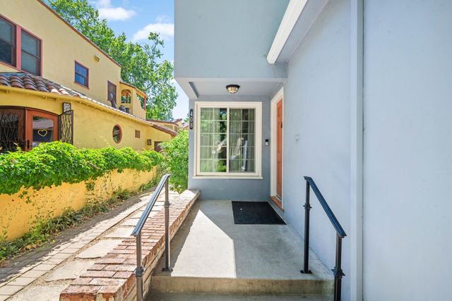 408 Santa Ynez Way, Sacramento, CA 95816