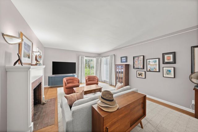 408 Santa Ynez Way, Sacramento, CA 95816