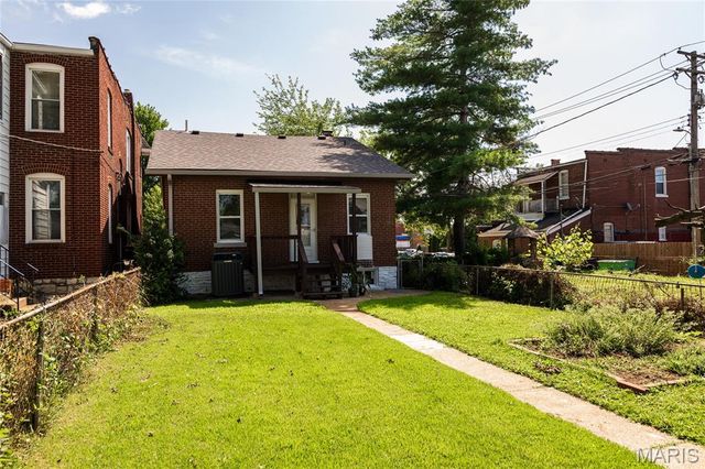 4716 Milentz Avenue, St Louis, MO 63116
