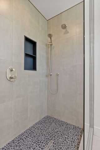 1140 SW Mt Bachelor Drive E301, Bend, OR 97702