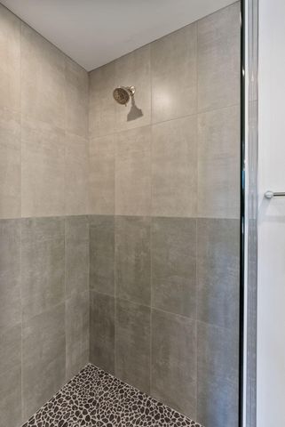 1140 SW Mt Bachelor Drive E301, Bend, OR 97702