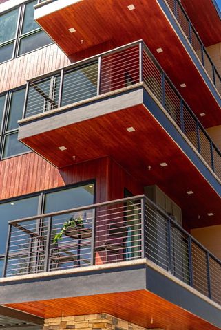 1140 SW Mt Bachelor Drive E301, Bend, OR 97702