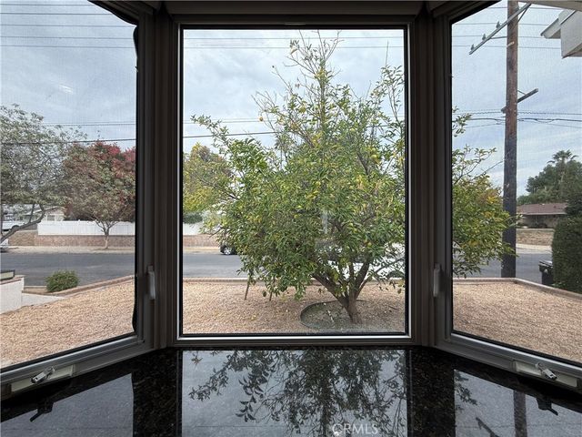 24204 Calvert, Woodland Hills, CA 91367