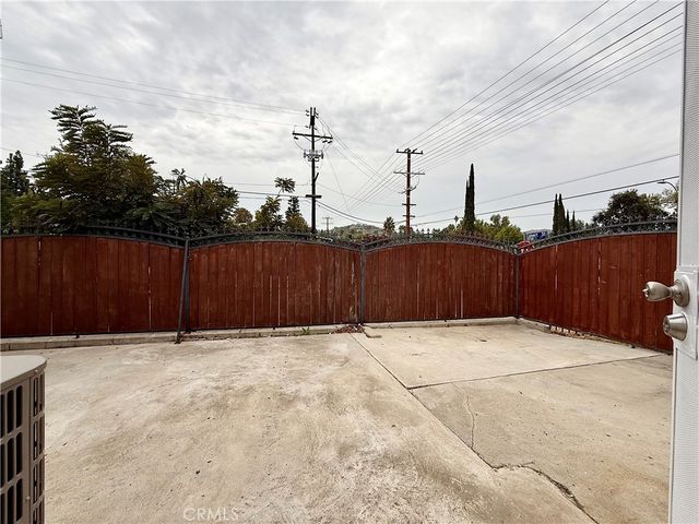 24204 Calvert, Woodland Hills, CA 91367