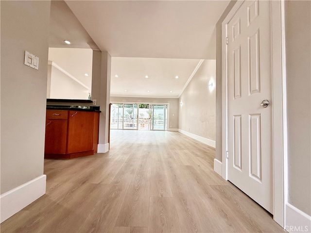 24204 Calvert, Woodland Hills, CA 91367