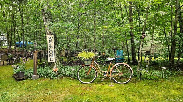 189 School House Road, Middletown, NY 10940