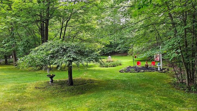 189 School House Road, Middletown, NY 10940