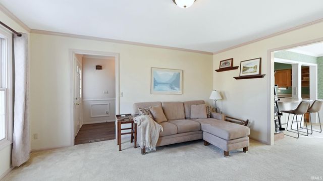 9417 Crystal Spring Drive, Fort Wayne, IN 46804