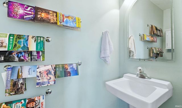 9417 Crystal Spring Drive, Fort Wayne, IN 46804