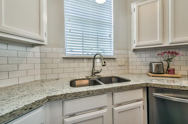 1118 Chelsea Lane, Pearland, TX 77581