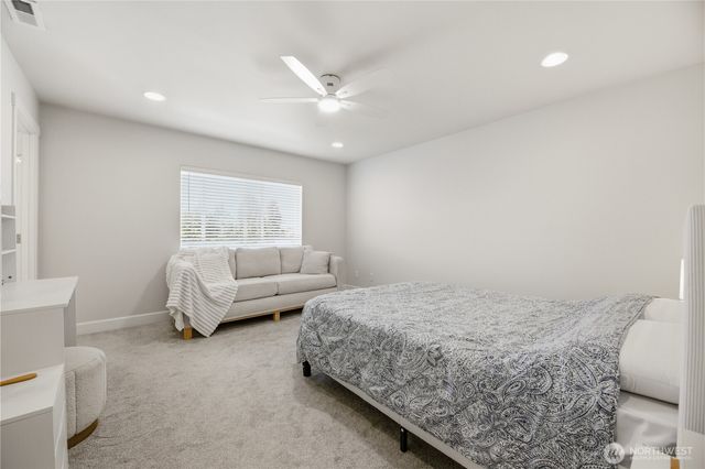 5367 50th Loop SE, Lacey, WA 98503