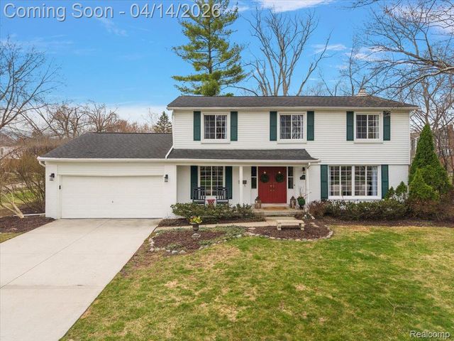 31251 Heath Court, Beverly Hills Village, MI 48025