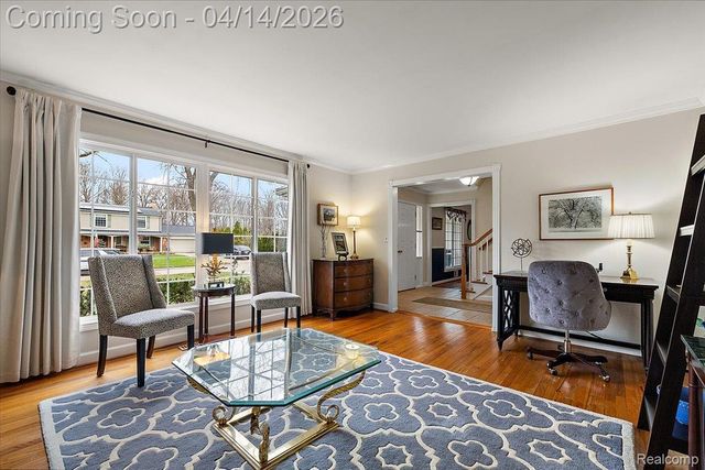 31251 Heath Court, Beverly Hills Village, MI 48025