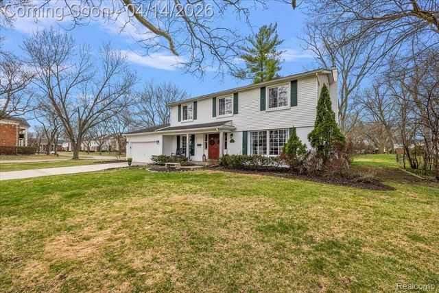 31251 Heath Court, Beverly Hills Village, MI 48025