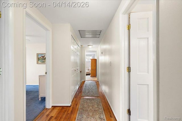 31251 Heath Court, Beverly Hills Village, MI 48025