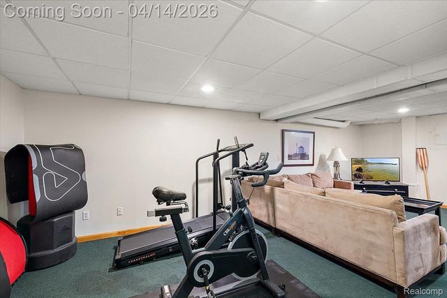 31251 Heath Court, Beverly Hills Village, MI 48025