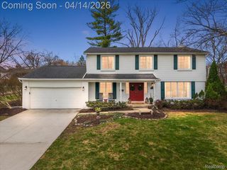 31251 Heath Court, Beverly Hills Village, MI 48025