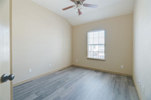 12604 Bay Avenue, Fort Worth, TX 76040