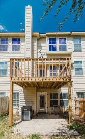 12604 Bay Avenue, Fort Worth, TX 76040