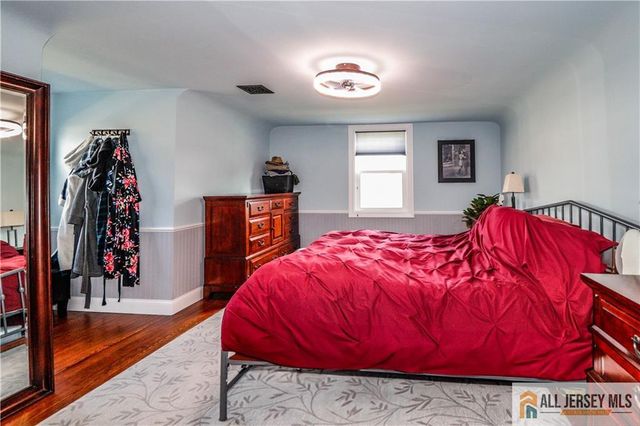 75 Grant Avenue, Fords, NJ 08863