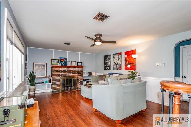 75 Grant Avenue, Fords, NJ 08863