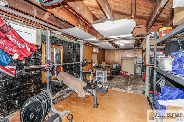 75 Grant Avenue, Fords, NJ 08863