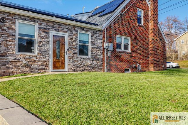 75 Grant Avenue, Fords, NJ 08863