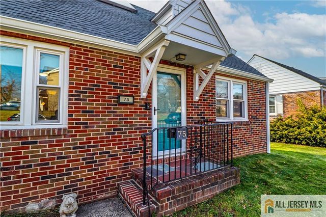 75 Grant Avenue, Fords, NJ 08863