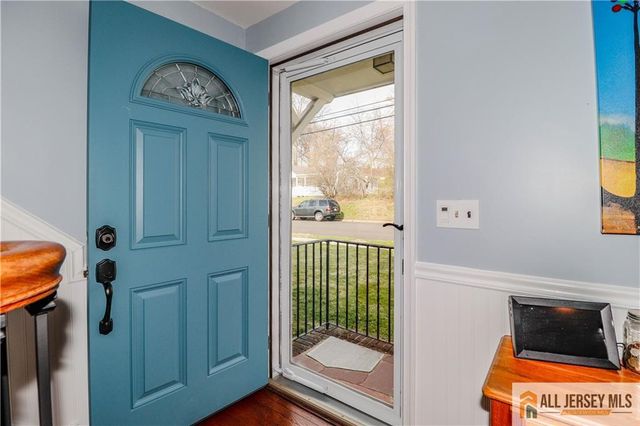 75 Grant Avenue, Fords, NJ 08863