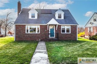 75 Grant Avenue, Fords, NJ 08863