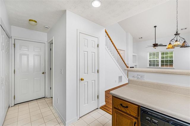308 W Oaks Trail, Woodstock, GA 30188