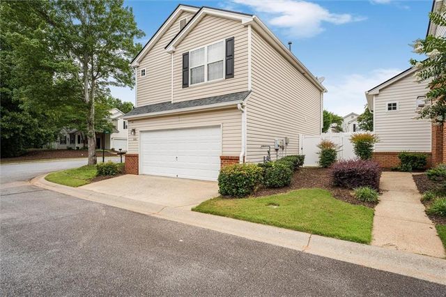 308 W Oaks Trail, Woodstock, GA 30188