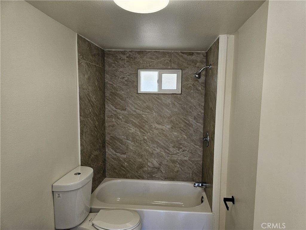 Image 17 of property listing at 22775 Raymond, Perris, CA 92570