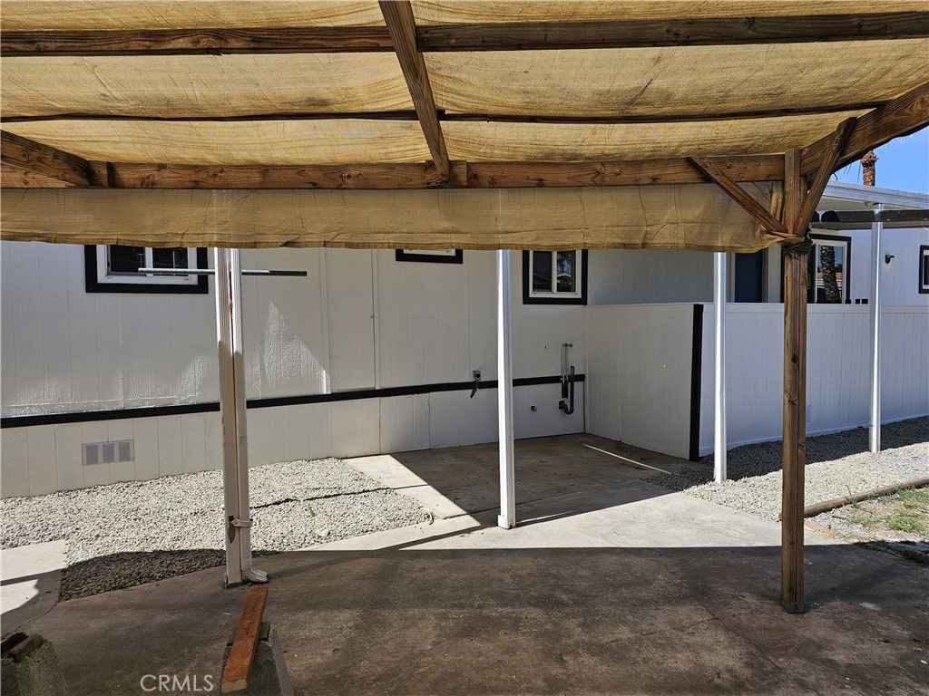 Image 20 of property listing at 22775 Raymond, Perris, CA 92570