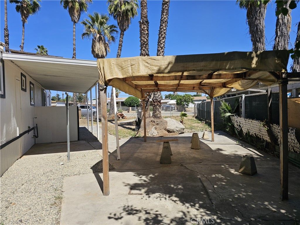 Image 6 of property listing at 22775 Raymond, Perris, CA 92570