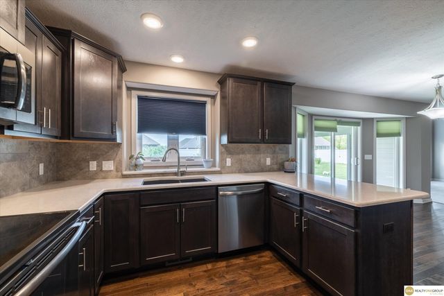 12012 S 44 Street, Bellevue, NE 68123