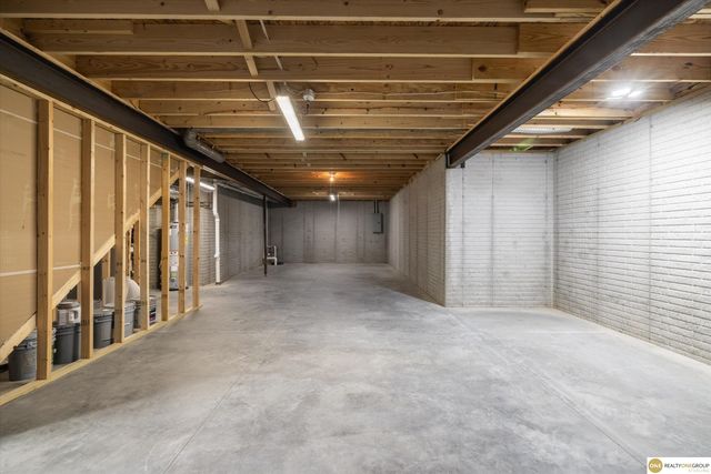12012 S 44 Street, Bellevue, NE 68123