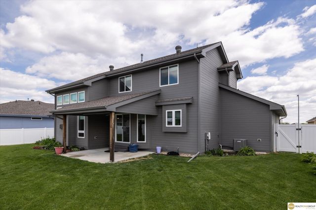 12012 S 44 Street, Bellevue, NE 68123