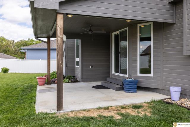 12012 S 44 Street, Bellevue, NE 68123