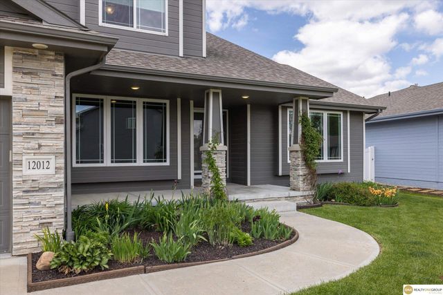12012 S 44 Street, Bellevue, NE 68123