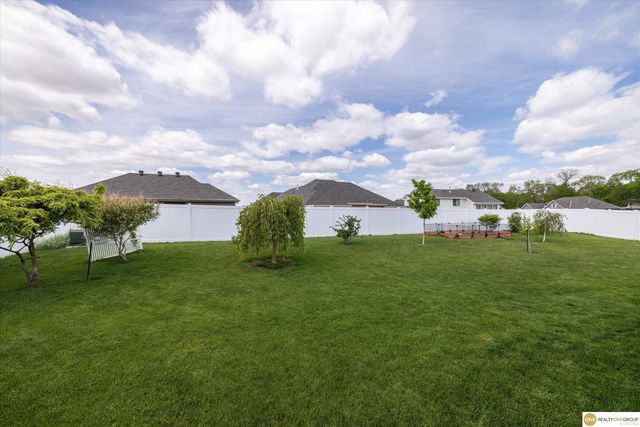 12012 S 44 Street, Bellevue, NE 68123