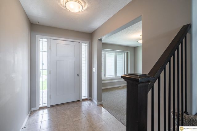 12012 S 44 Street, Bellevue, NE 68123