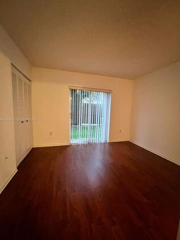 8660 NW 5th Ter 15-107, Miami, FL 33126