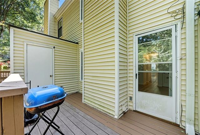 6615 Sienna Court, Peachtree Corners, GA 30092