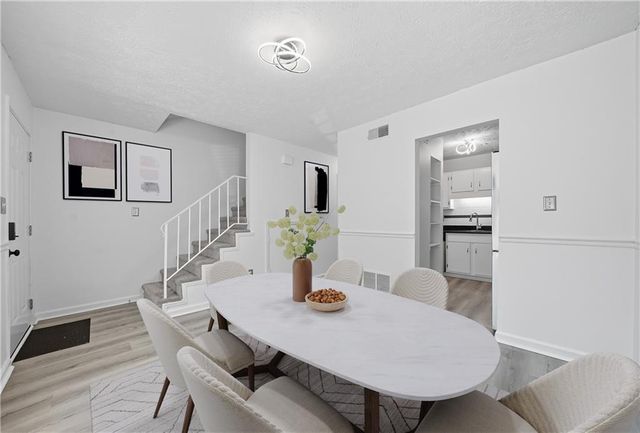 6615 Sienna Court, Peachtree Corners, GA 30092